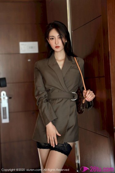 结婚礼服